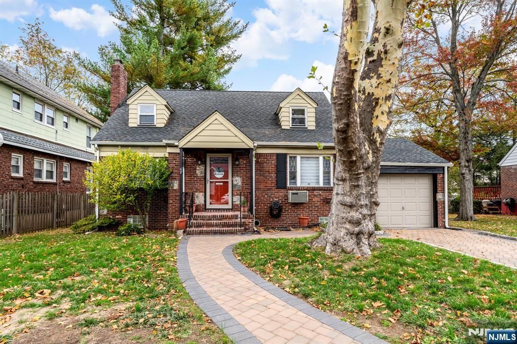 Photo of 69 Hamilton Road, Teaneck, NJ 07666 (MLS # 25039167)