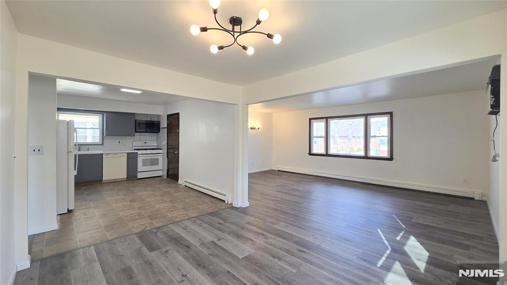 388 Garibaldi Avenue