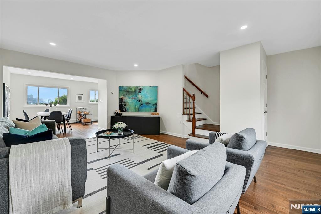 41A Edgewater Place