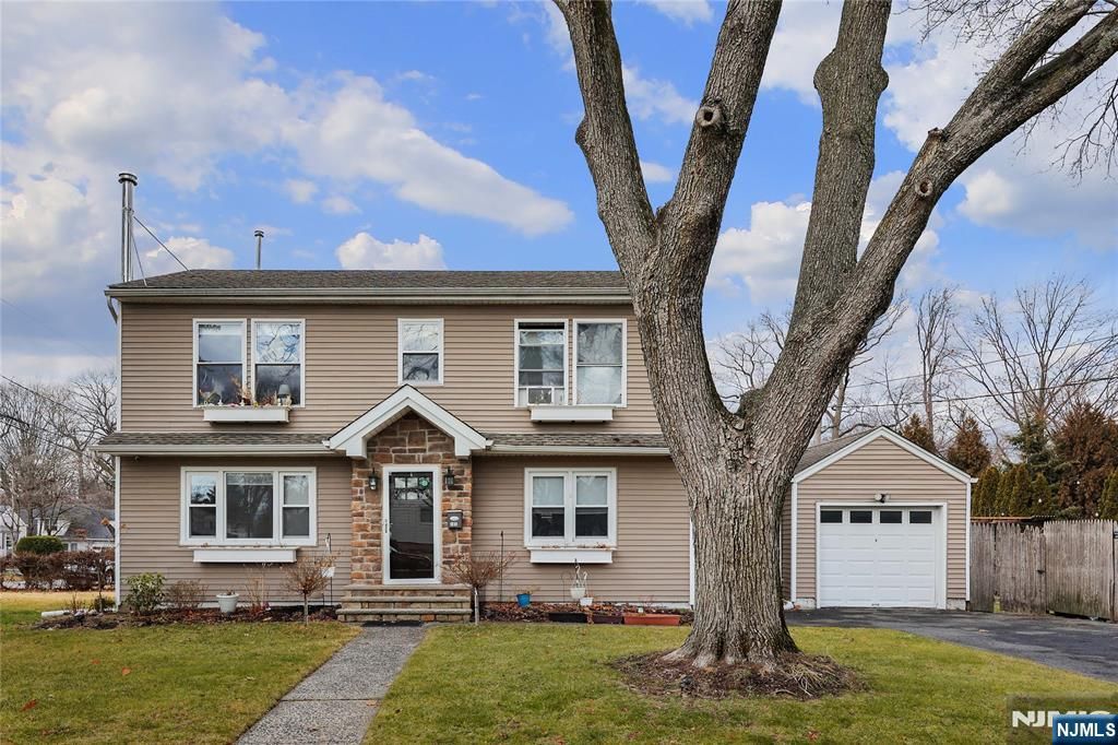 Photo of 181 Allen Street, Hackensack, NJ 07601 (MLS # 26001313)
