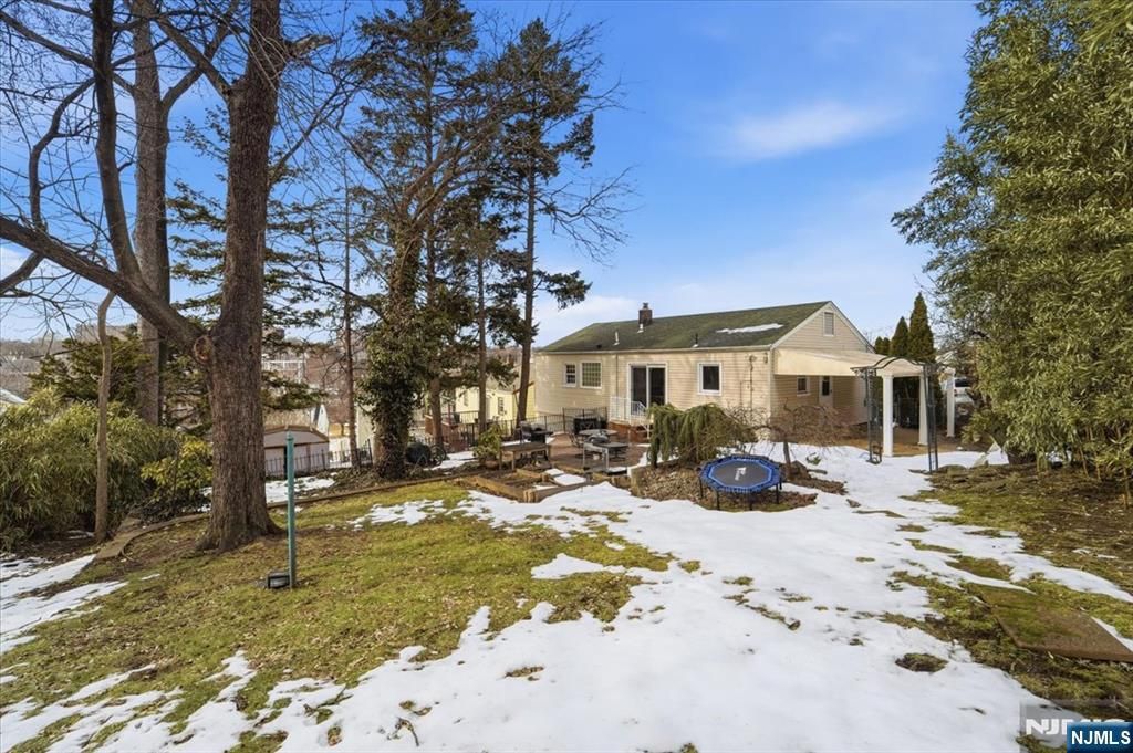 Photo of 10 Riverview Court, Kearny, NJ 07032 (MLS # 26001933)