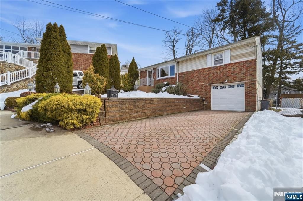 Photo of 10 Riverview Court, Kearny, NJ 07032 (MLS # 26001933)