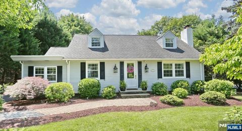 853 Maple Avenue Glen Rock NJ 07452