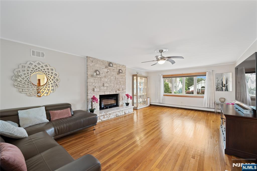 187 Notch Road