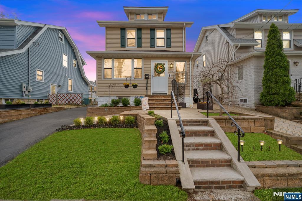 169 Oak Ridge Avenue