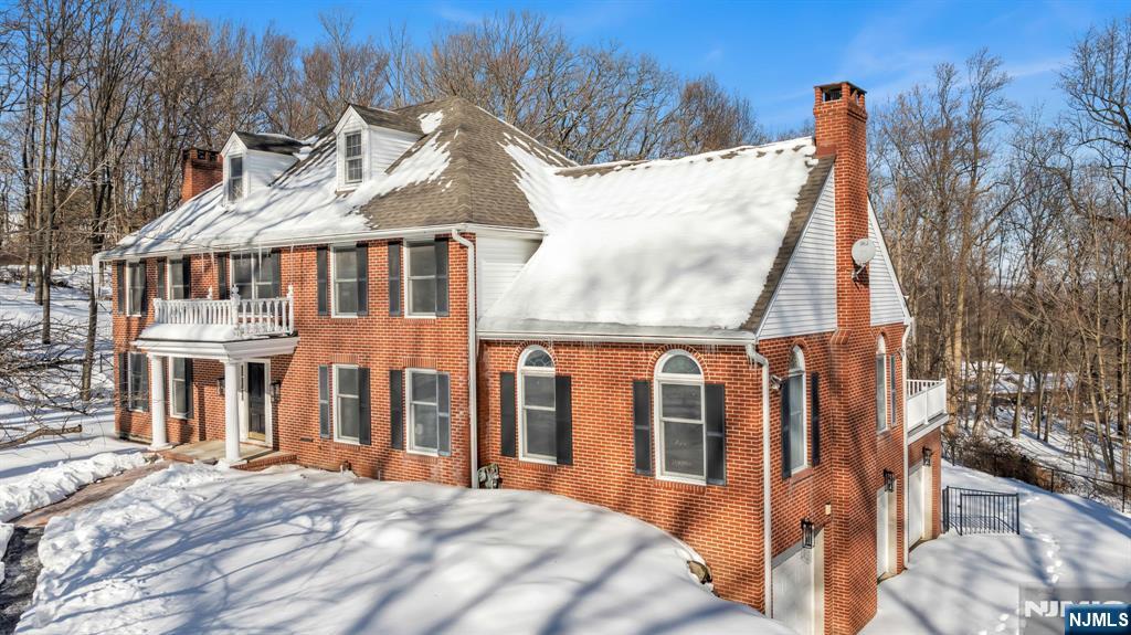 853 Shadow Ridge Road