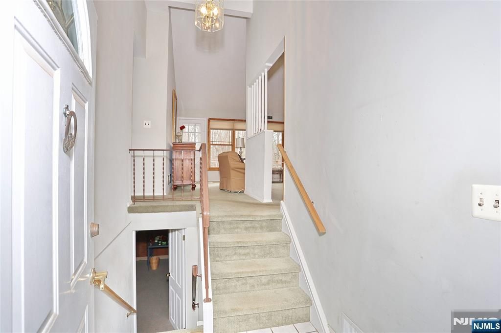 Photo of 282 Spring Valley Road, Park Ridge, NJ 07656 (MLS # 26000796)