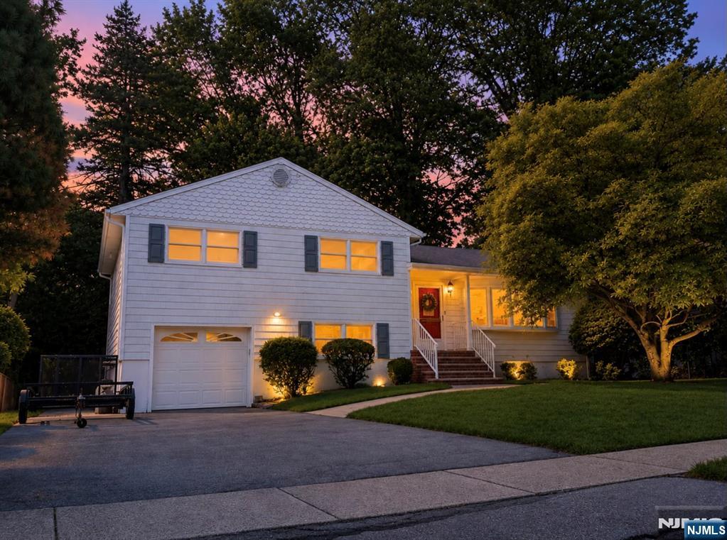 51 Earnshaw Place