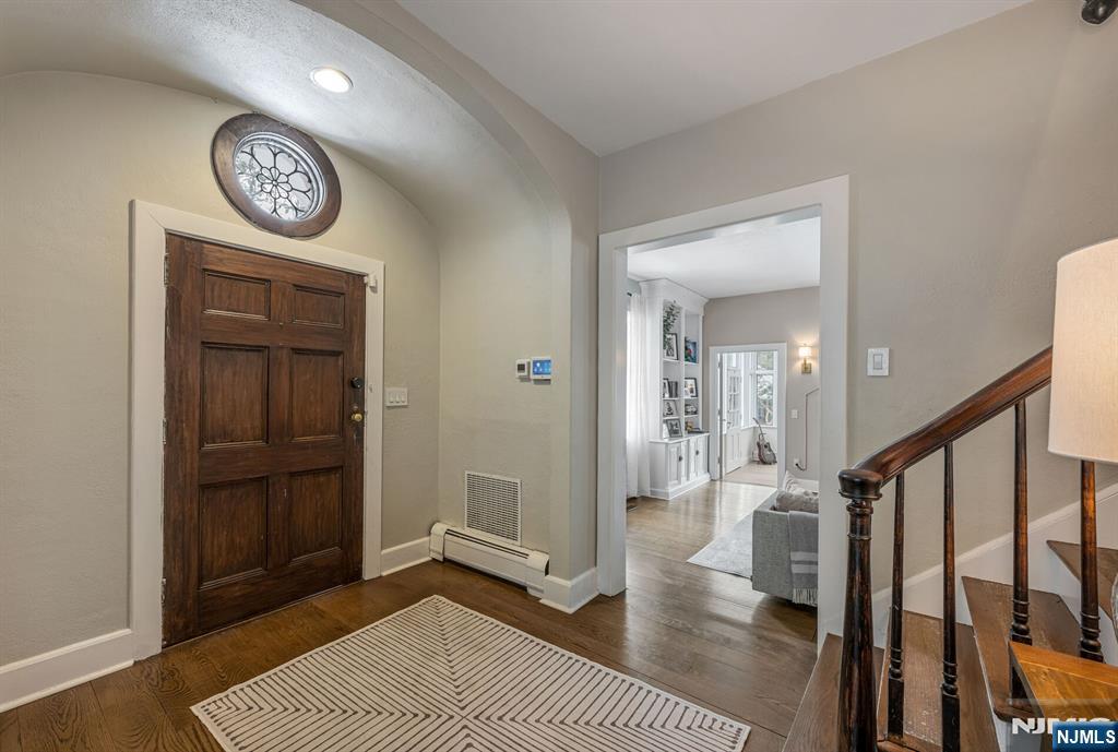 215 Brinckerhoff Court