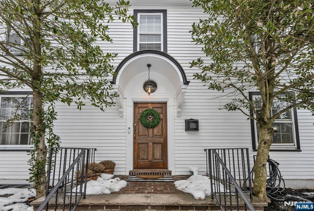 215 Brinckerhoff Court