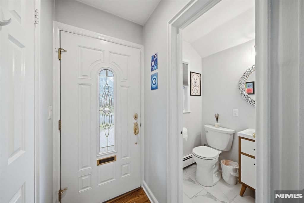 Photo of 126 Sussex Road, Tenafly, NJ 07670 (MLS # 26007619)