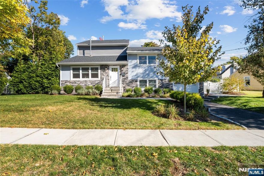 Wow! This is the one you have been waiting for! An exceptional opportunity to live in sought after Ridgewood. You will love living in this completely renovated, smart home. Sun drenched, with an open floor plan, this home as so much to offer from the beautifully updated kitchen with oversized quartz island to the comfortable primary suite with double walk-in closets. Custom trim work throughout and coffered ceilings reflect a modern style. The main floor boasts entry foyer with custom storage, formal dining room, a gorgeous kitchen leading to the living room/family room combo complete with self-start fireplace. Sliding glass doors lead to your private, fully fenced in back yard, awaiting your outdoor gatherings. The second level offers 3 bedrooms and a full bath, as the third level is entirely dedicated to the primary suite. Conveniently located and close to everything: shopping restaurants, parks and best of all a highly rated school district. As an added bonus, basic landscaping included as well! YOU WILL LOVE LIVING HERE!Call Brenda Richards 917-699-9976