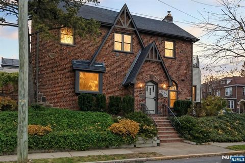 533 Highridge Avenue Cliffside Park NJ 07010