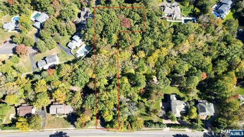 Photo of 860 Rivervale Road, River Vale, NJ 07675 (MLS # 25036888)