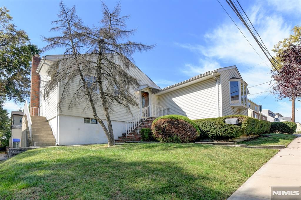 Photo of 149 Charles Street, Secaucus, NJ 07094 (MLS # 25042765)