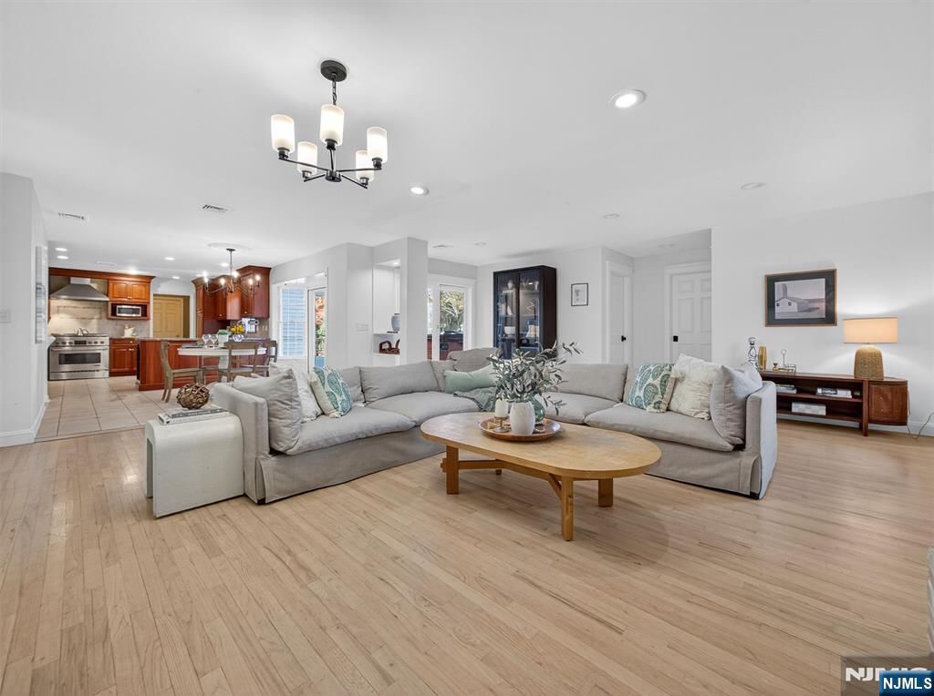 Photo of 141 W Oak Street, Ramsey, NJ 07446 (MLS # 25035654)