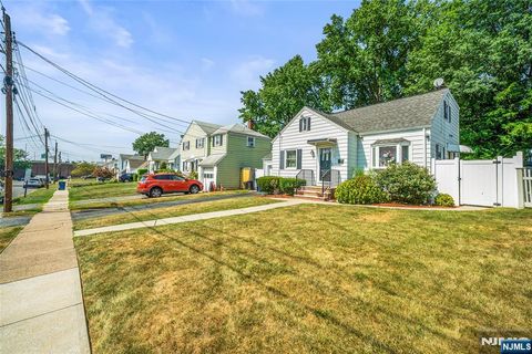 448 Sutton Avenue Hackensack NJ 07601