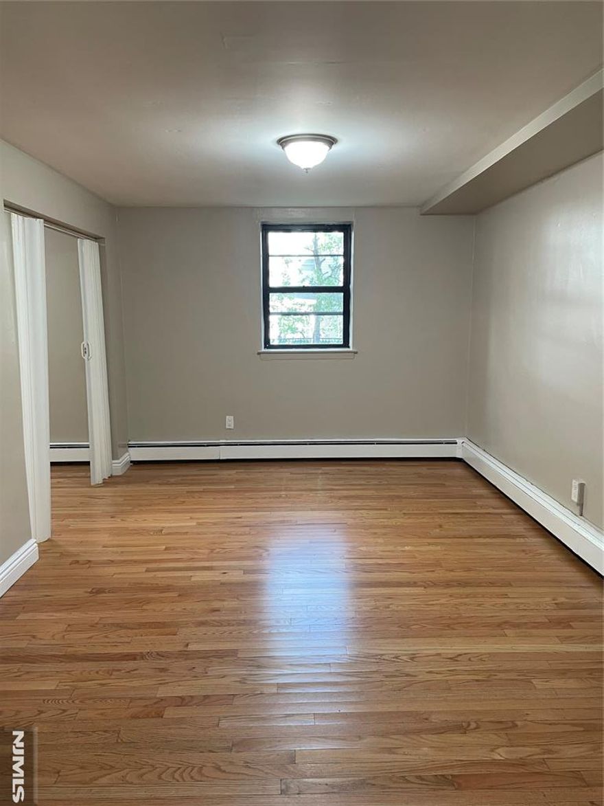 Cozy 1BR/1BA apartment in Fairview, NJ â€“ ideal for NYC commuters! This bright and efficient space features a kitchen, access to a shared garden area, and is conveniently located near public transit, shopping, and dining. All utilities are included except electric. Pets considered with landlord approval. Great value and location! Call Nina 201-214-1541 for a showing today! Tenant Requirements/ Requisitos del inquilino: â€¢ Credit Score Minimum 650 Minimo Credito 650 â€¢ 68K Annual Salary Salario Anual 68Mil â€¢ Tenant Application Solicitud de inquilino â€¢ Last 2 Pay Stubs Últimos 2 recibos de sueldo â€¢ Copy of ID/Driverâ€™s License Copia de identificación/licencia de conducir â€¢ Background Check â€“ NTN Application Verificación de antecedentes penales: Solicitud NTN Security Deposit/ Depósito de seguridad: $2,850 First Month Rent/ Primer mes de renta: $1,900 Broker Fee/ Comisión del agente: $1,900