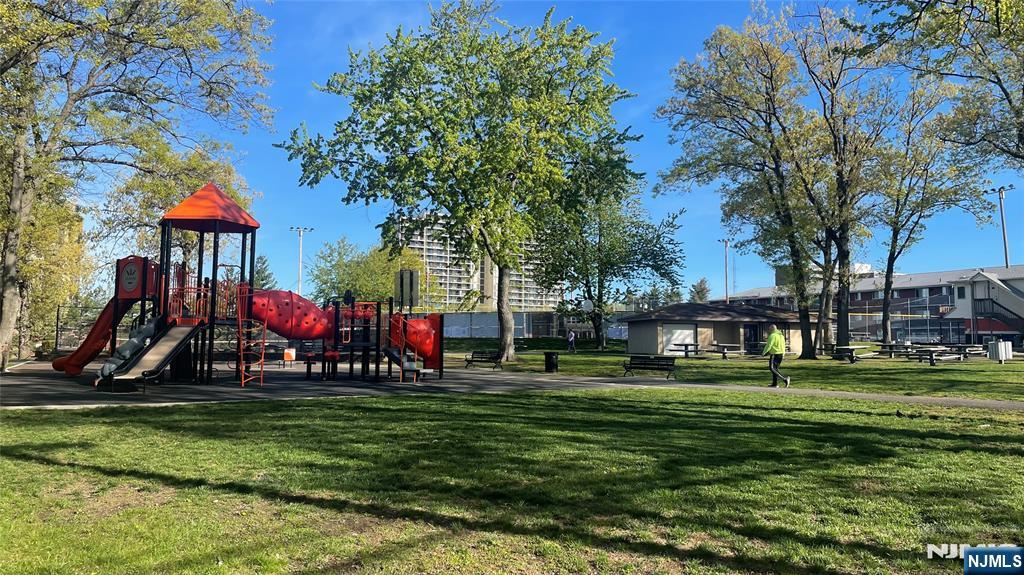 1275 Anderson Avenue A4