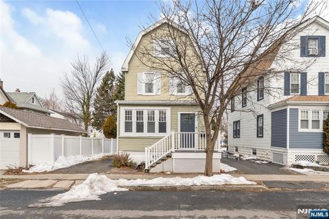 7 Pine Street Bloomfield NJ 07003