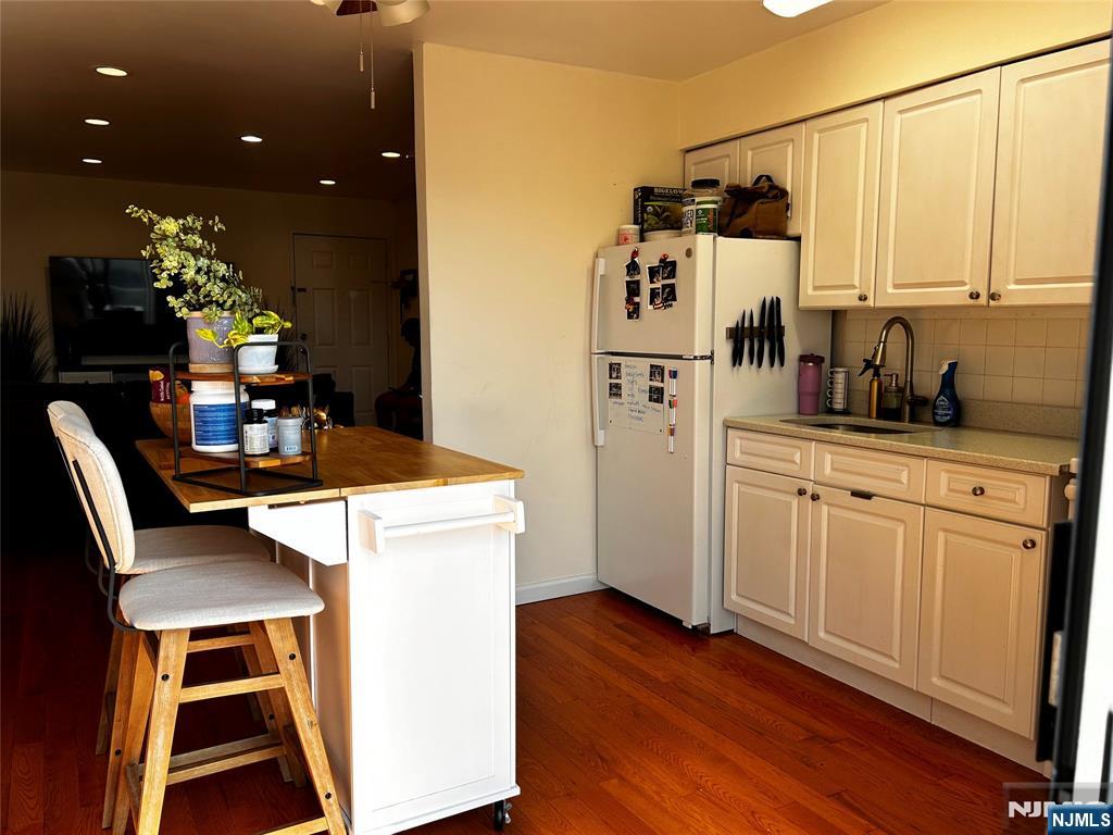 201 12th Street 24