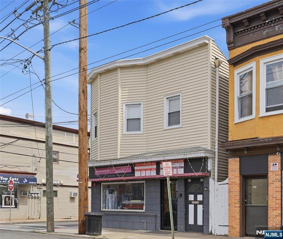 598 Van Houten Avenue