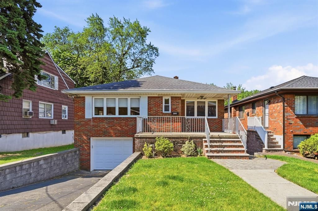 Photo of 458 Stillwell Avenue, Fort Lee, NJ 07024 (MLS # 26018514)
