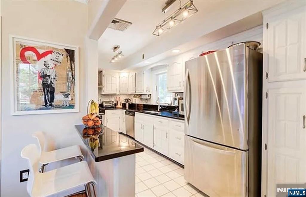 112 Tenafly Road
