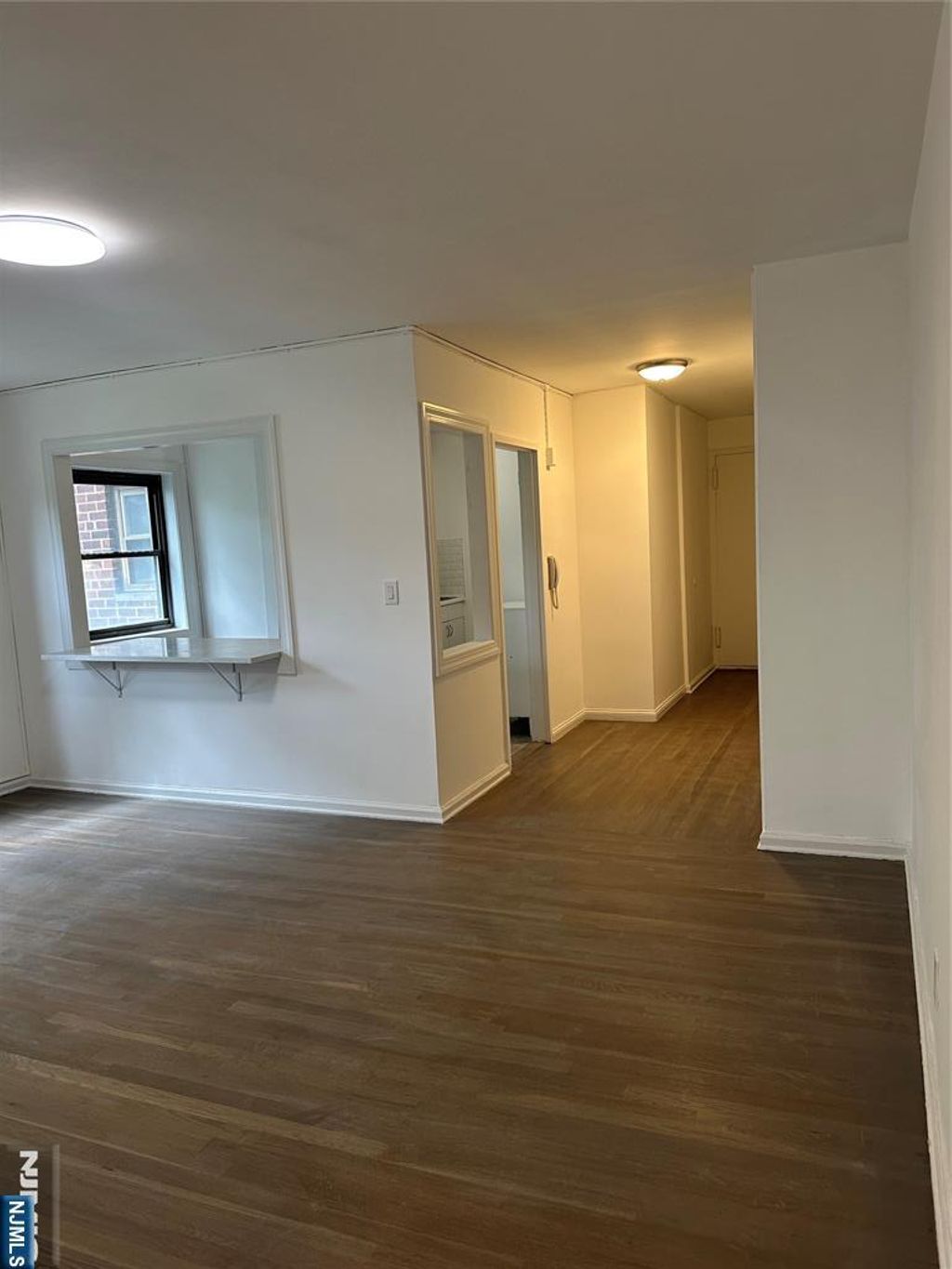 Photo of 420 Fairview Avenue #4F, Fort Lee, NJ 07024 (MLS # 25034060)