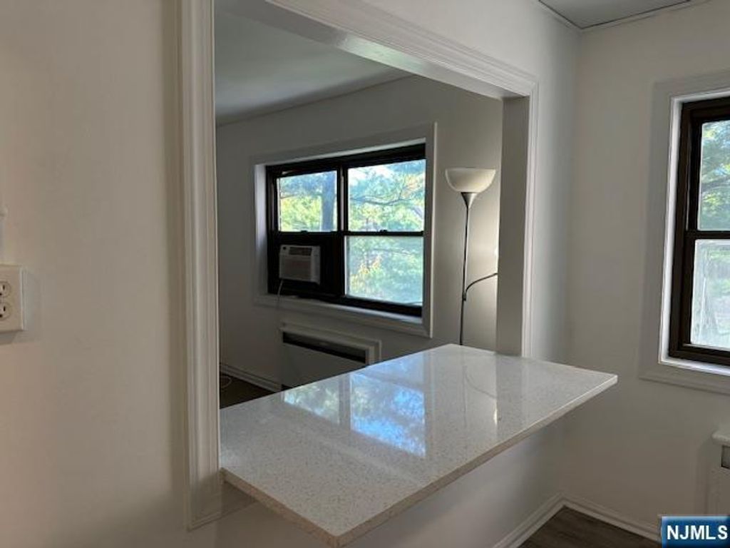 Photo of 420 Fairview Avenue #4F, Fort Lee, NJ 07024 (MLS # 25034060)