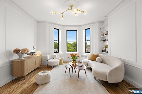 Photo of 1110 Park Avenue #5L, Hoboken, NJ 07030 (MLS # 26018974)