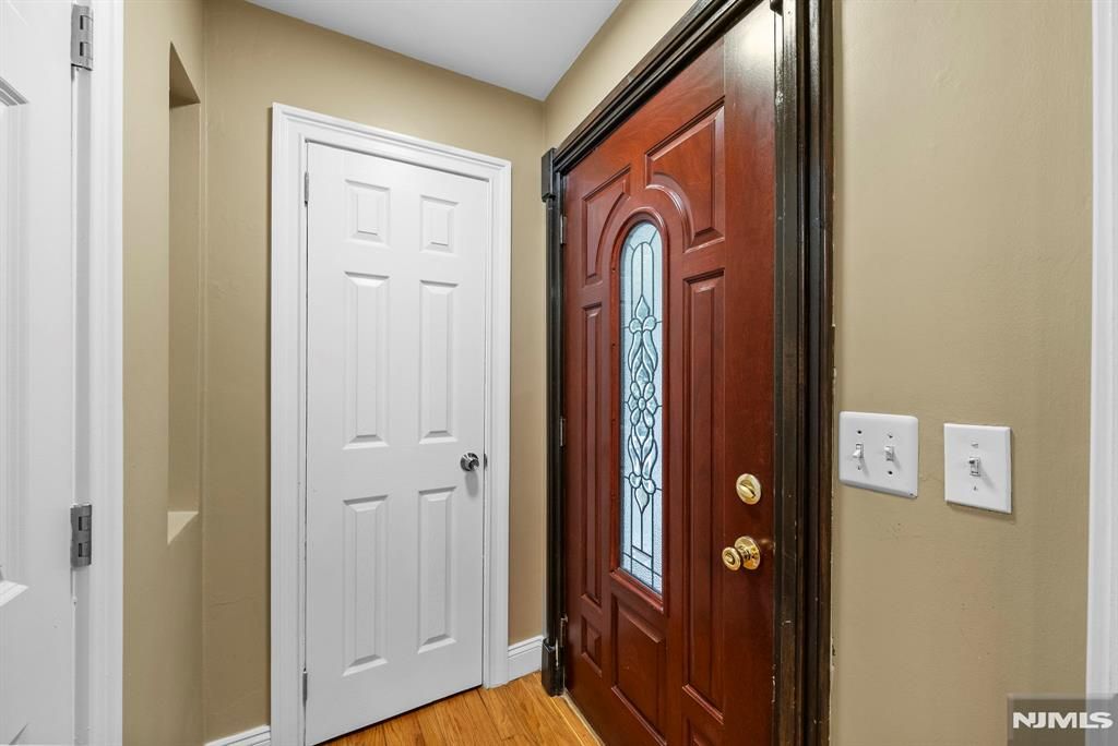 Photo of 1667 Ardsley Court, Teaneck, NJ 07666 (MLS # 25040652)