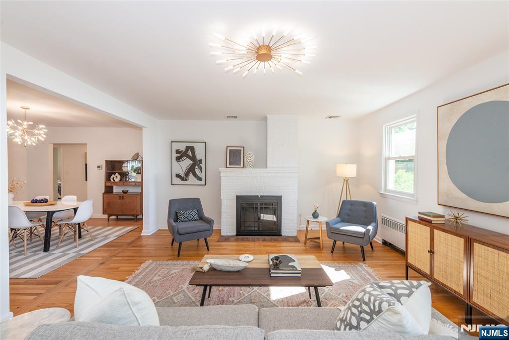 110 Woodlawn Avenue
