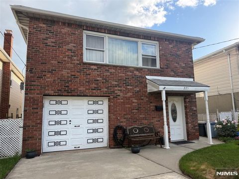 Photo of 225 Front ST #Ground Floor, Secaucus, NJ 07094 (MLS # 26020145)