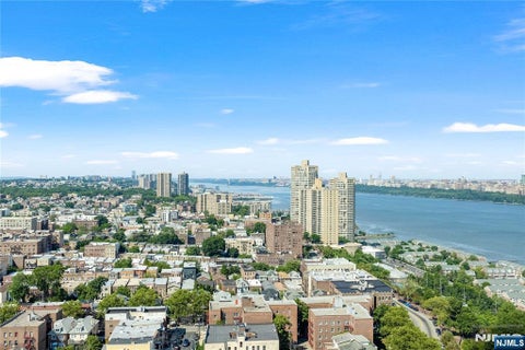 Photo of 6040 Boulevard East #30B, West New York, NJ 07093 (MLS # 26024830)