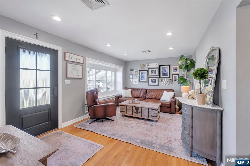 23 Bella Vista Avenue