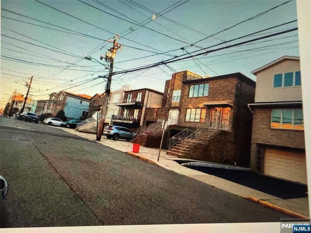 235 Cliff Street