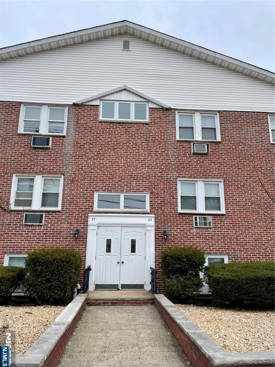 Welcome to this desirable one bedroom unit, located in the heart of Bayonne. Close to stores, houses of worship and public transportation. This unit offers a large living room, dining room, kitchen, 1 bedroom and a full bath. There is off street parking for one car.