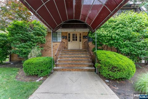 Photo of 8993 Teaneck Road #A4, Ridgefield Park, NJ 07660 (MLS # 26024725)