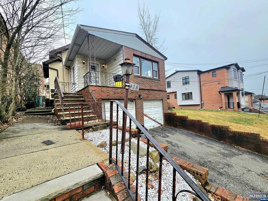 Welcome to 428 6th St. in Palisades Park. Conveniently located minutes away from the George Washington Bridge and in close proximity to places of worship, swift New York City public transportation, scenic parks, and a variety of downtown retail shopping. Oversized Lot, prime for a complete transformation or provides a ripe opportunity for brand new construction. Sitting on a generous 75x100 lot. This property is sold in as-is condition.
