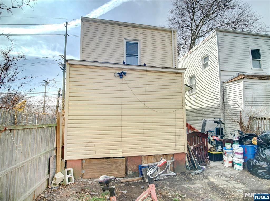 301 Nye Avenue