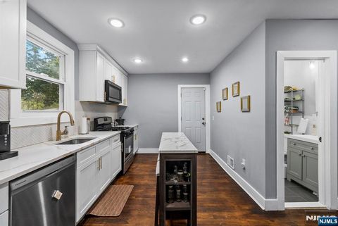 150 Fairmount Avenue Newark NJ 07103