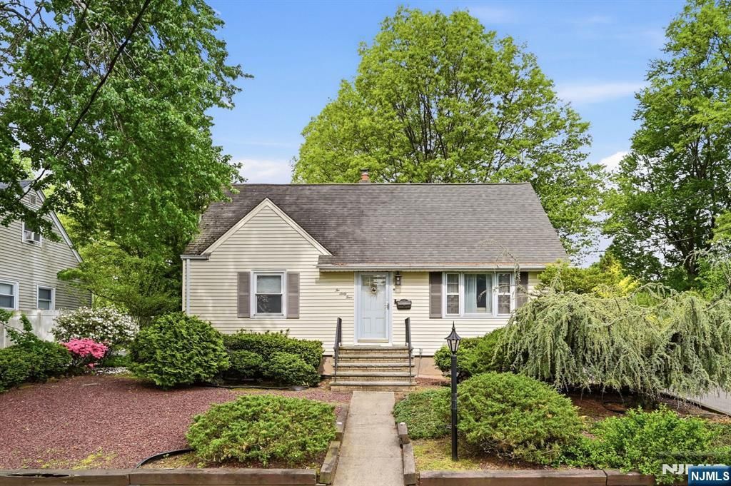 Photo of 264 Fern Street, Twp of Washington, NJ 07676 (MLS # 26016480)