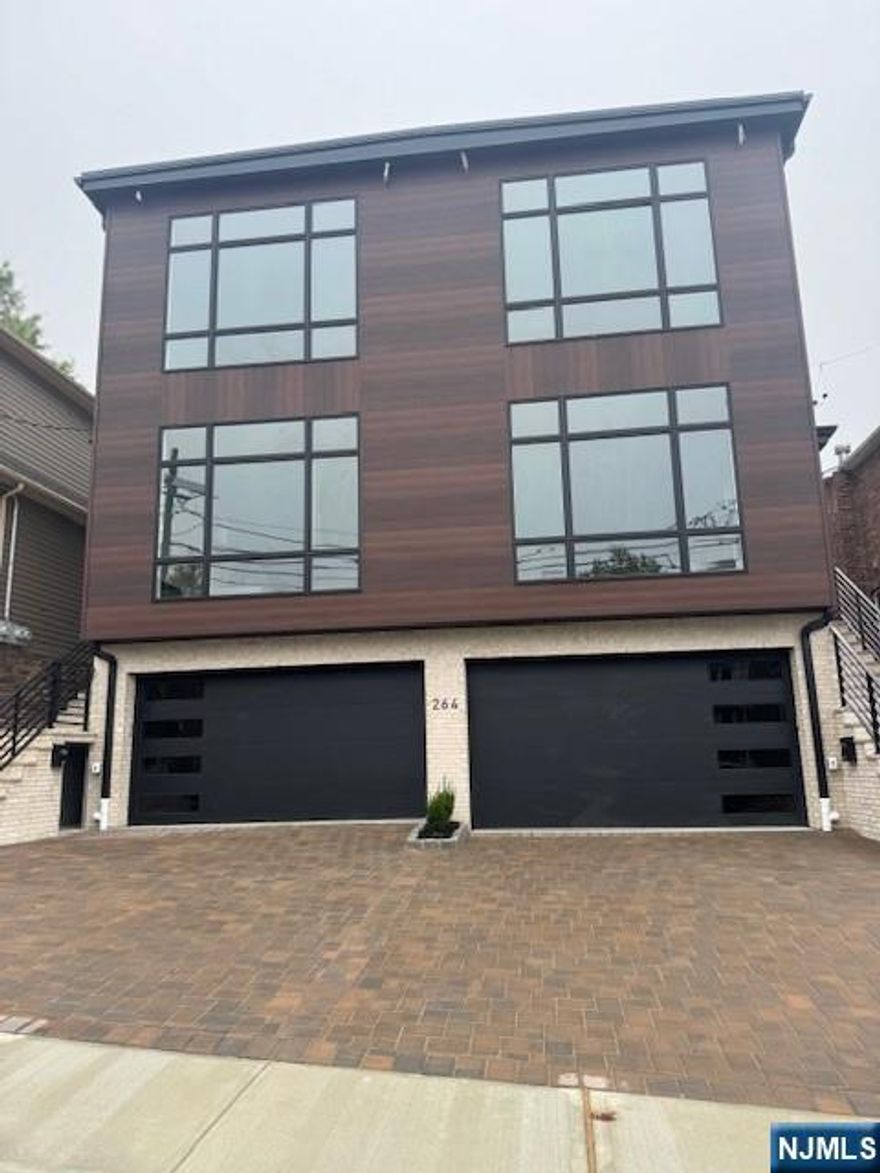 New Construction being built by Prominent Builder.