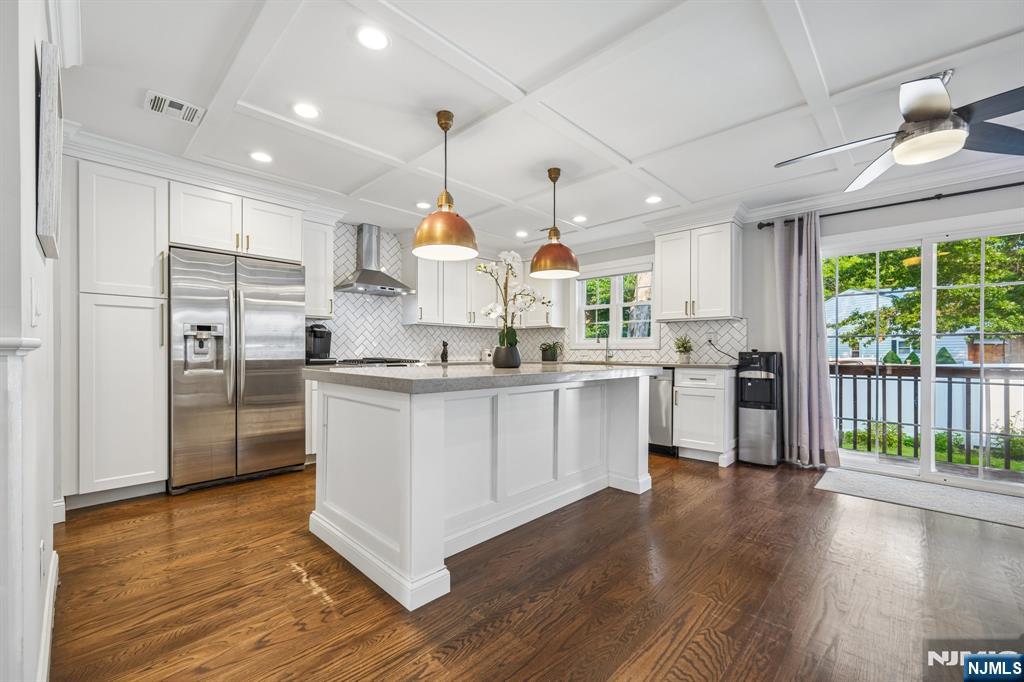 9 Burnet Hill Road