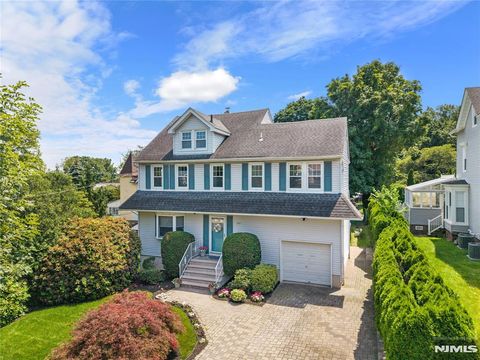 147 Grant Avenue Nutley NJ 07110