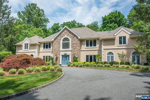 Photo of 238 E Saddle River Road, Saddle River, NJ 07458 (MLS # 26025930)