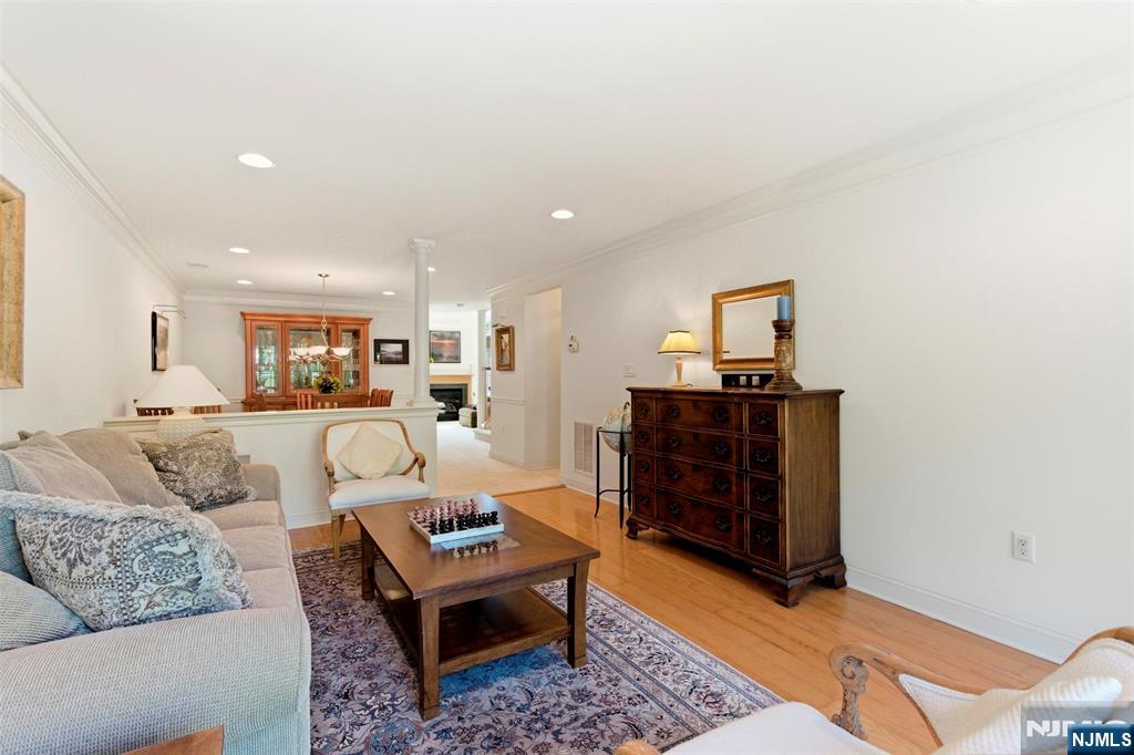 69 Magnolia Way