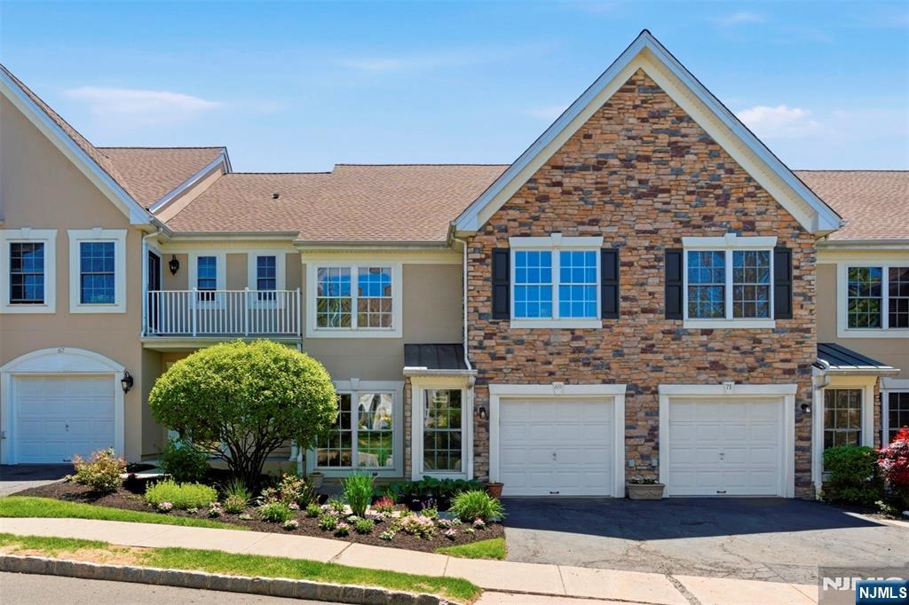 69 Magnolia Way