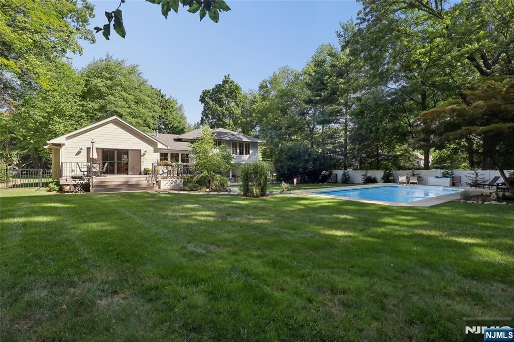 734 Willow Run